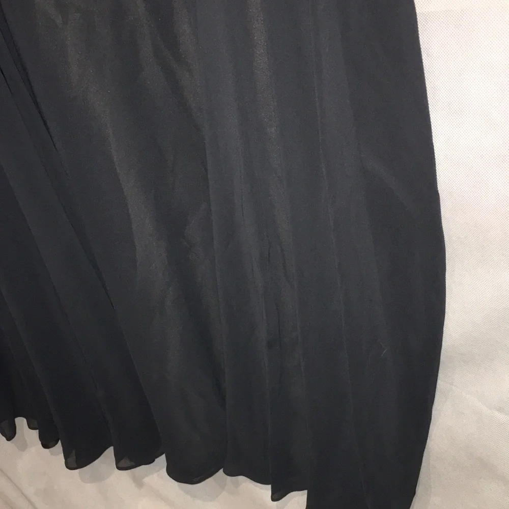 Xscape Evening Gown | Gray With Beaded Top | A-line | Size 10 - Picture 3 of 7